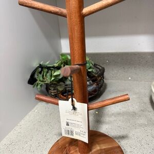 Mug holder